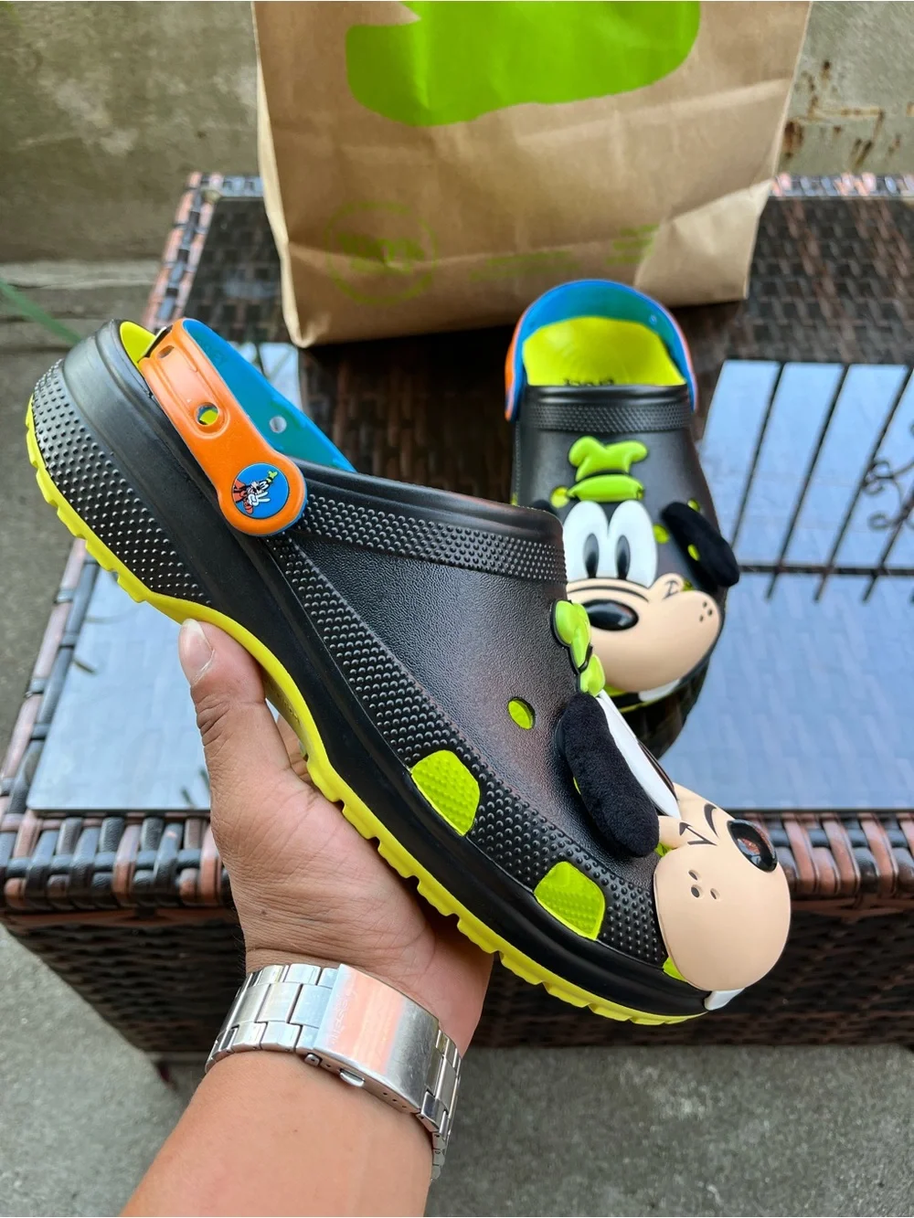Exclusiva Crocs x Goofy Mickey Mouse Classic Clogs Men & Women Sizes Brand New